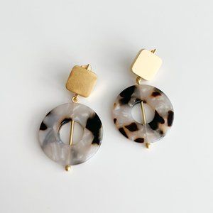 Madewell Linked Shapes Statement Earrings (Shell Tort)